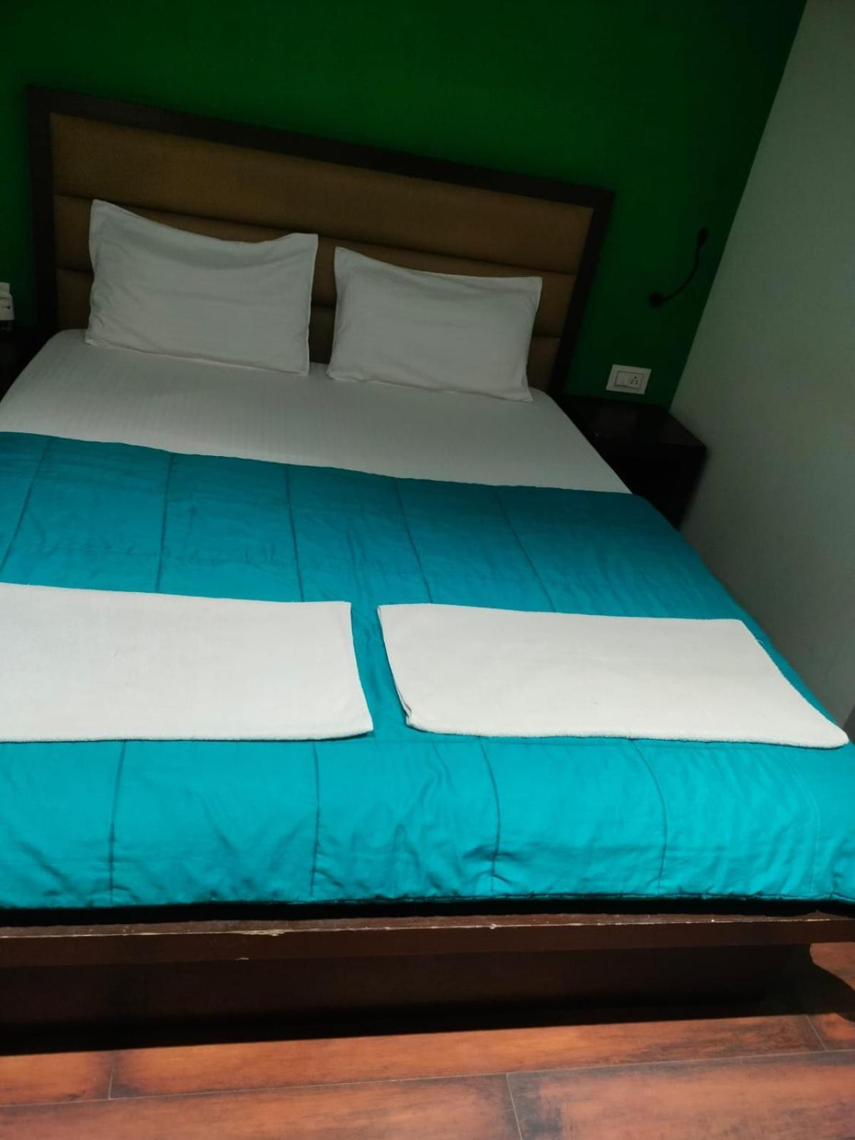 Joey'S Hostel Agra Agra  Kültér fotó